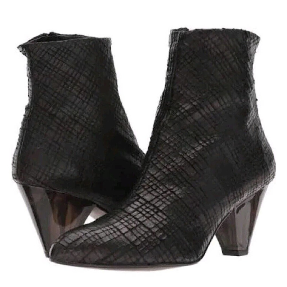 FREE PEOPLE MARIBEL KITTEN Boots Black Ankle Boots Size 38